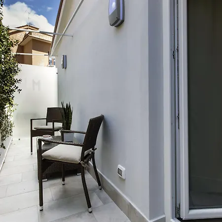 Appart hôtel Magi House Relais 4*