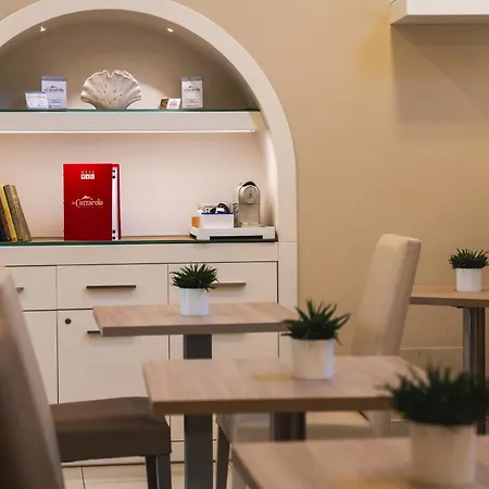 Magi House Relais Apartmanhotel 4*