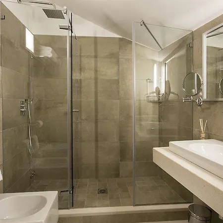 Magi House Relais Aparthotel 2*